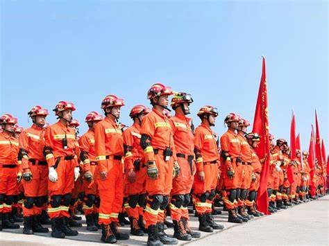 多家工地用上智能安全帽,实现数字化管理